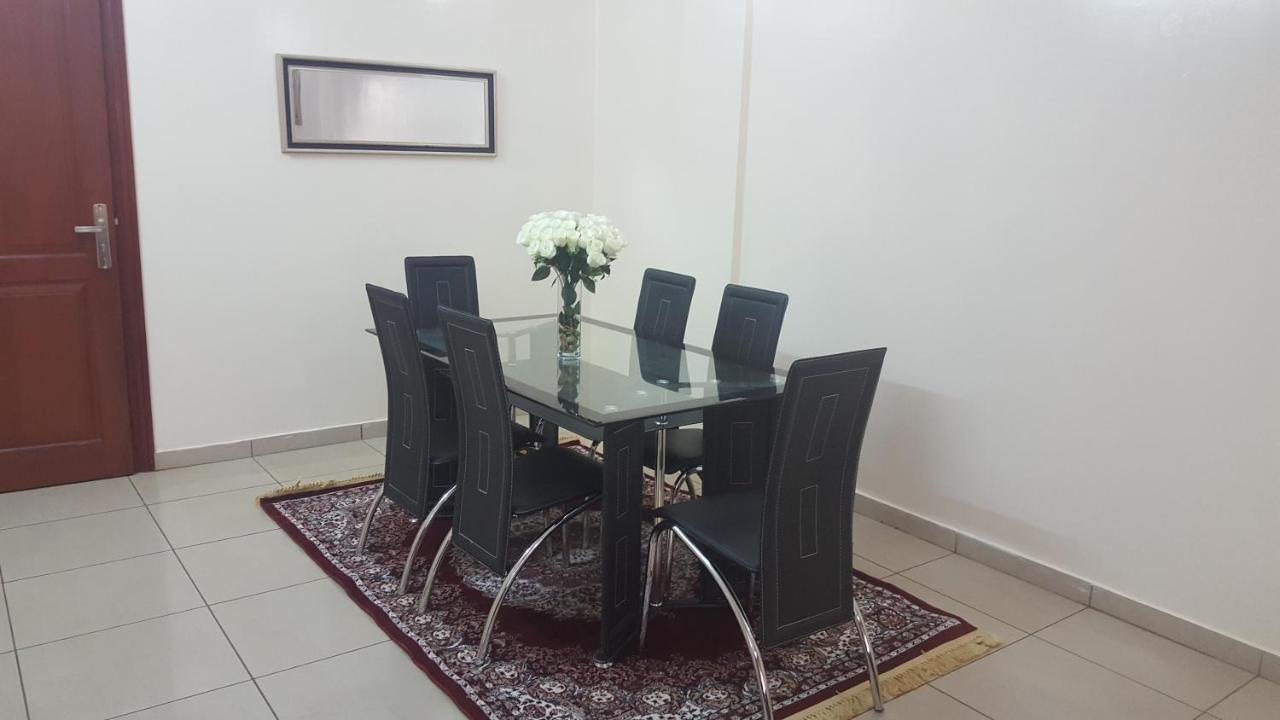 Residences Hotelieres Micheline Et Emile Bastos Yaoundé エクステリア 写真