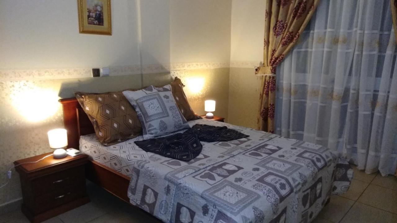 Residences Hotelieres Micheline Et Emile Bastos Yaoundé エクステリア 写真