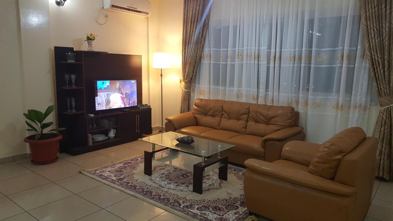 Residences Hotelieres Micheline Et Emile Bastos Yaoundé エクステリア 写真