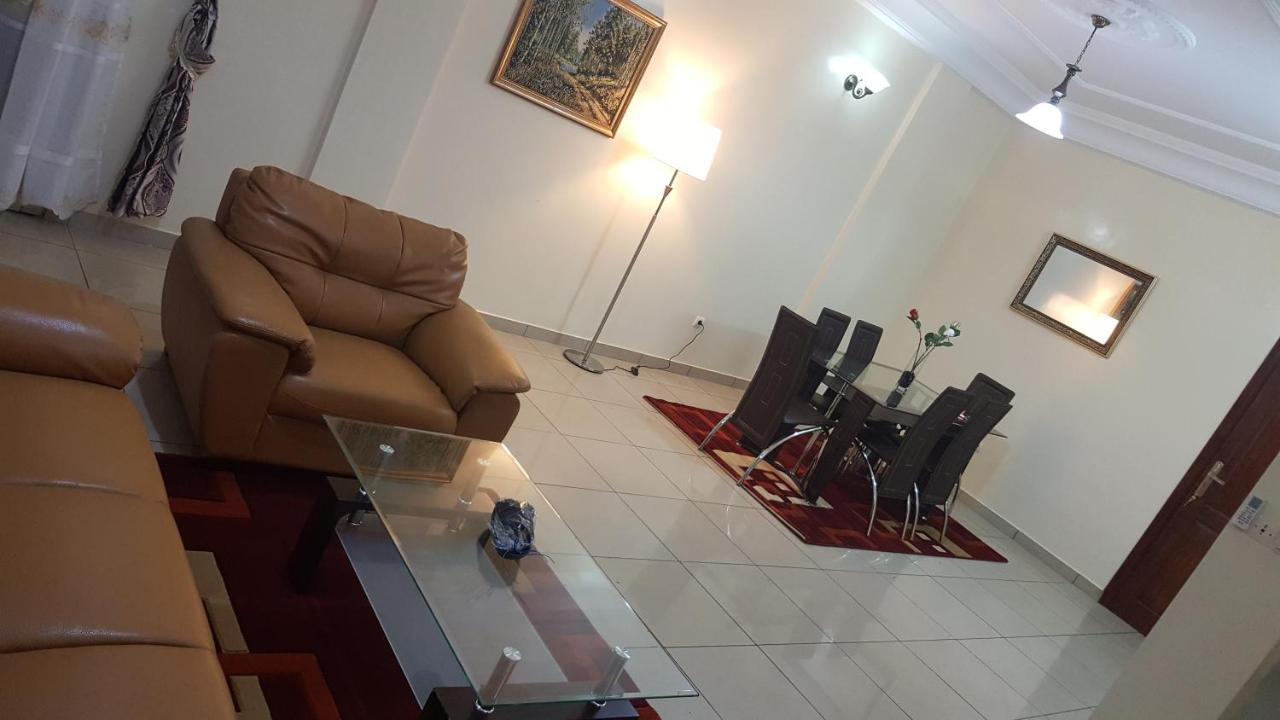 Residences Hotelieres Micheline Et Emile Bastos Yaoundé エクステリア 写真
