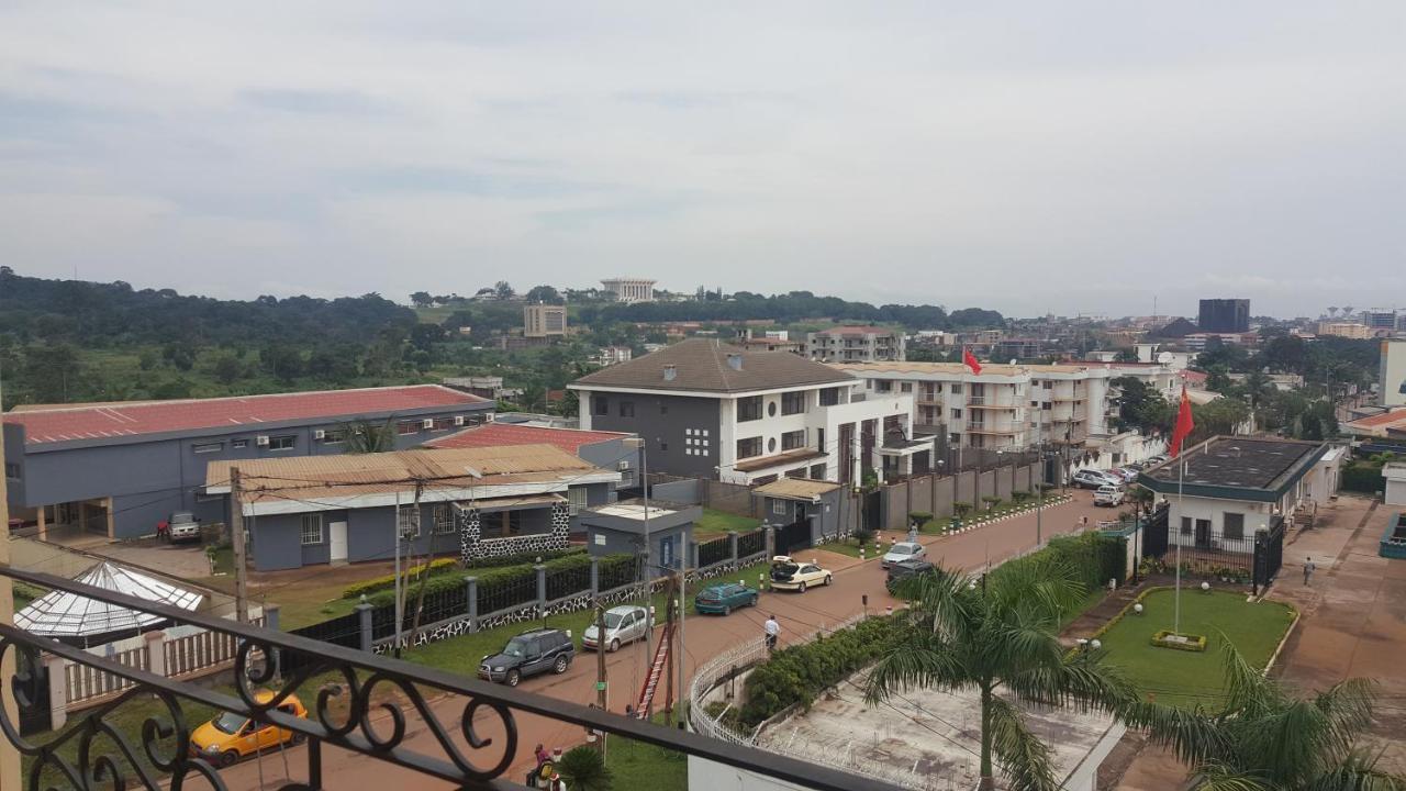 Residences Hotelieres Micheline Et Emile Bastos Yaoundé エクステリア 写真