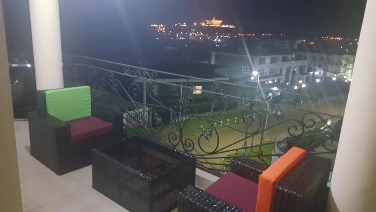 Residences Hotelieres Micheline Et Emile Bastos Yaoundé エクステリア 写真