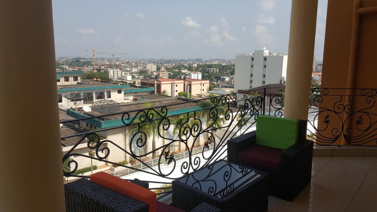 Residences Hotelieres Micheline Et Emile Bastos Yaoundé エクステリア 写真