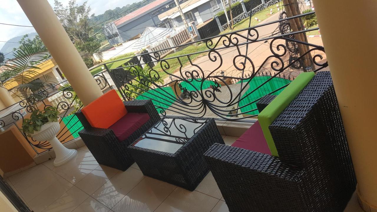 Residences Hotelieres Micheline Et Emile Bastos Yaoundé エクステリア 写真