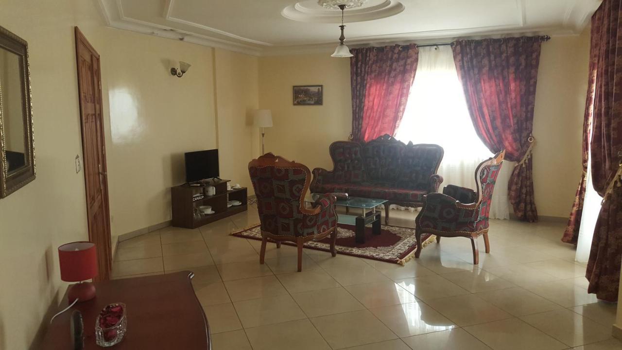 Residences Hotelieres Micheline Et Emile Bastos Yaoundé エクステリア 写真